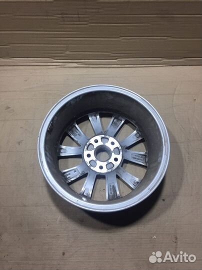 Диск колесный алюминиевый Skoda Octavia A7