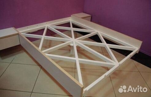 Парящая кровать