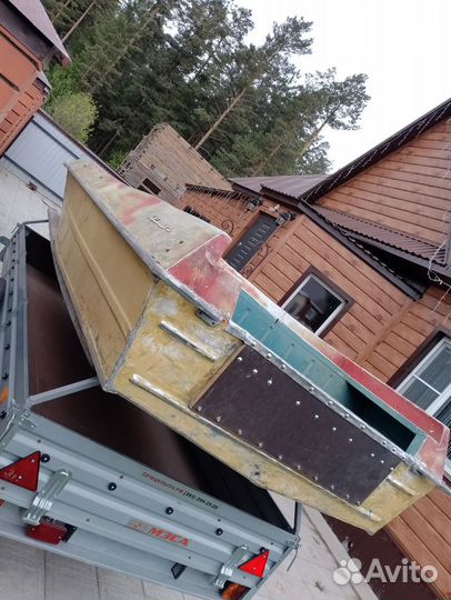 В продаже лодка Крым