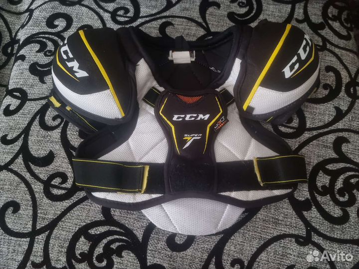 Нагрудник хоккейный ccm stm