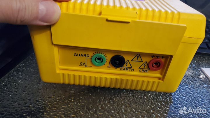 Измеритель сопротивления изоляции 2804 IN
