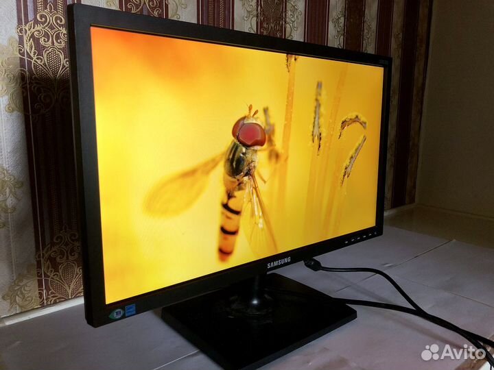 Samsung 20‘ с DVI(Hdmi)