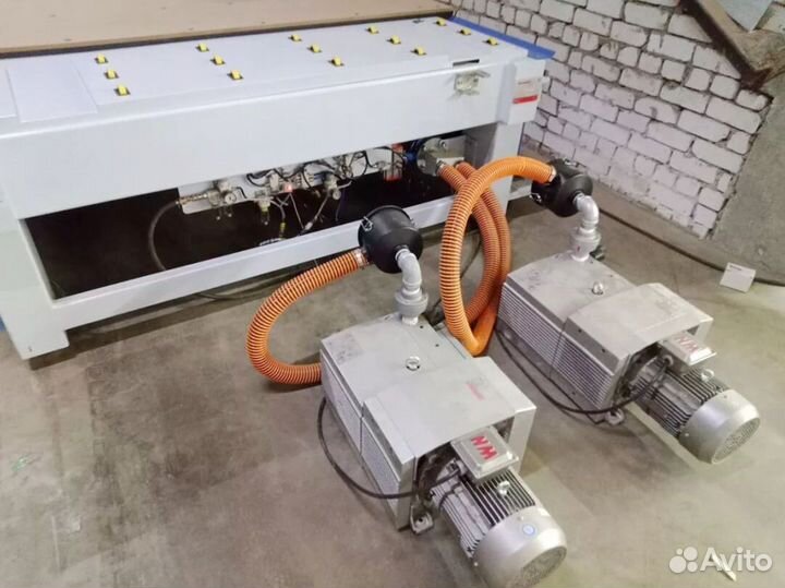 Обрабатывающие центры с чпу с автотолкателем