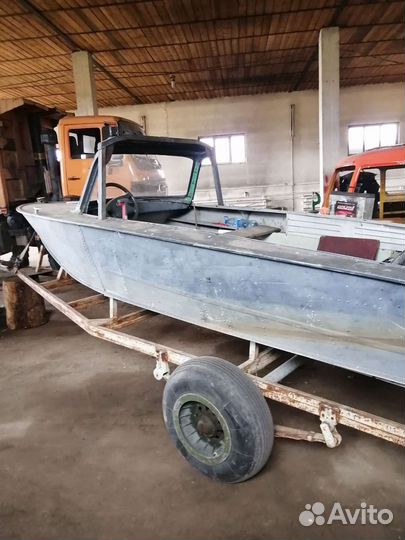 Лодка прогресс 4