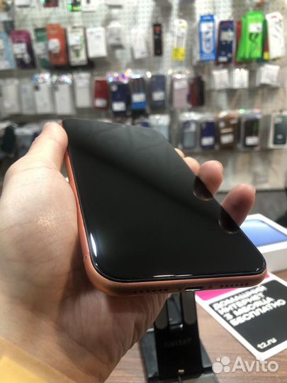 iPhone Xr, 128 ГБ