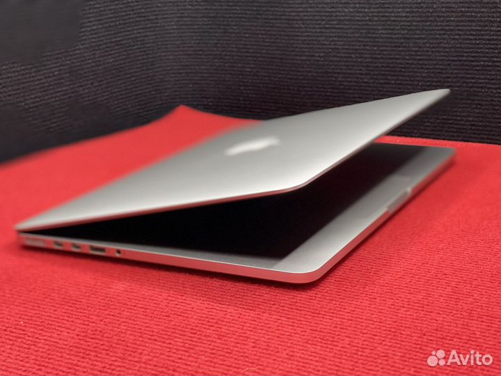 Apple MacBook Pro 13 2015