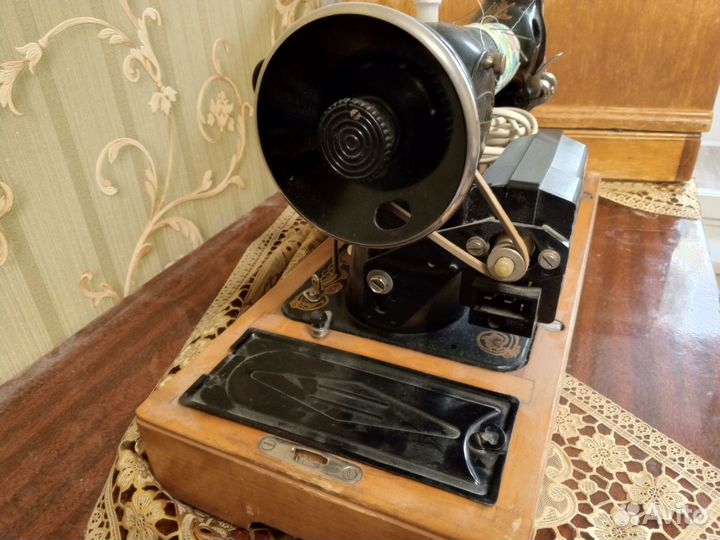 Швейная машинка