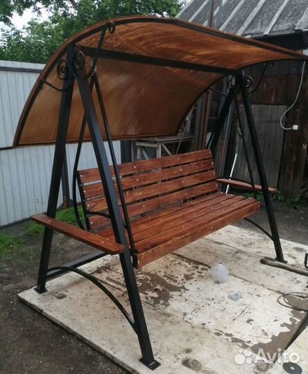Садовые качели новые