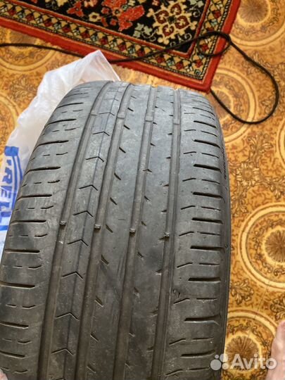 Continental ContiPremiumContact 5 215/55 R17 94W