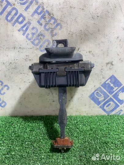 Ограничитель двери передний правый Bmw X5