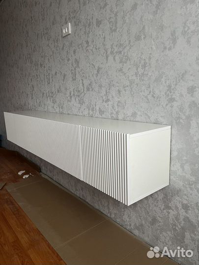 Тв тумба навесная 2.13 метра белый глянец
