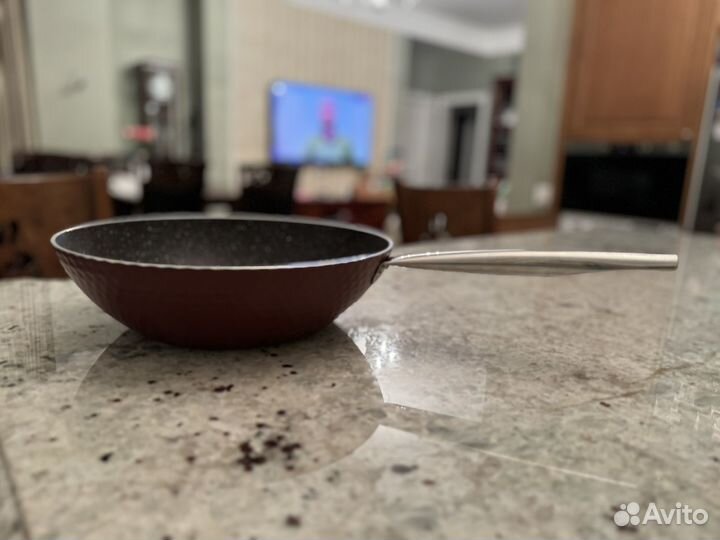 Сковорода вок