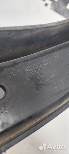 Брызговик передний левый land Rover RR L405