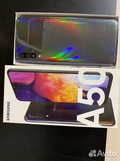 Samsung Galaxy A50, 4/64 ГБ