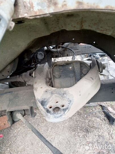 Рычаг верхний правый Hyundai Starex