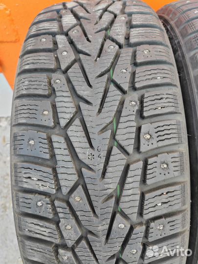 Nokian Tyres Nordman 7 215/60 R17