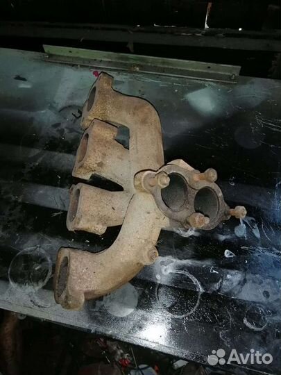 Калектор выпускной газ 31105