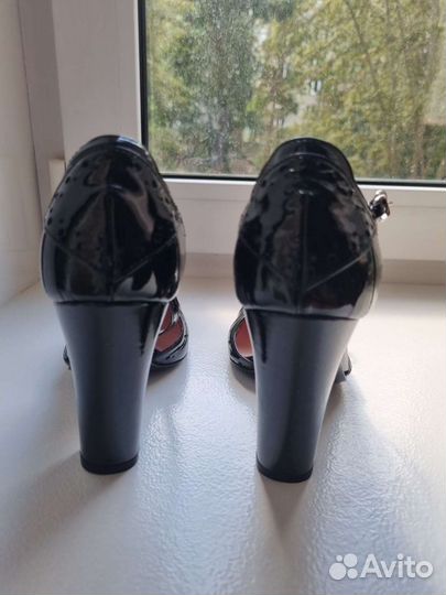Туфли женские 38,5