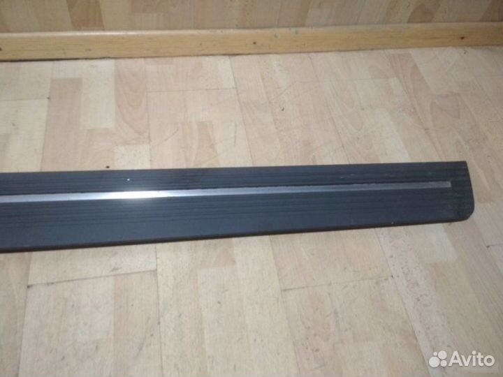 Подножка выдвижная левая Land Rover Range Rover 4