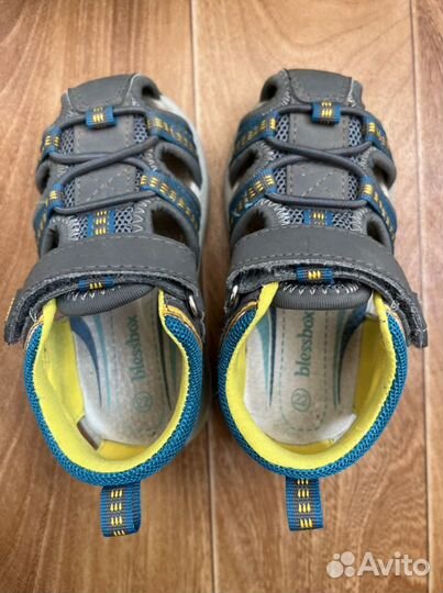 Сандалии (22 размер)