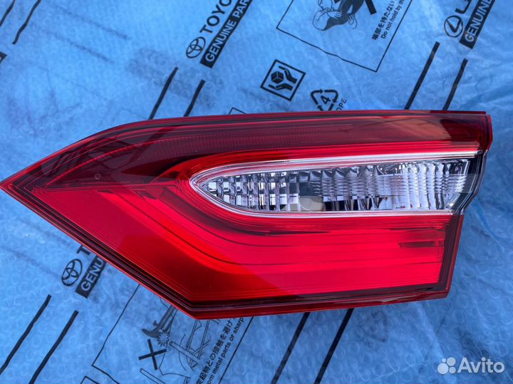 Фонарь Toyota Camry 70