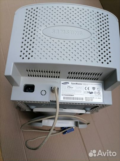 Монитор Samsung SyncMaster 765MB (ЭЛТ)