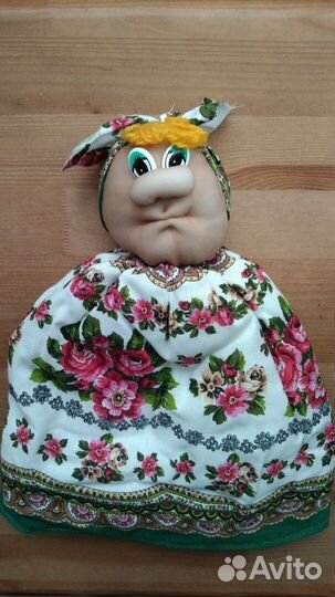 Кукла грелка на чайник. Буренка