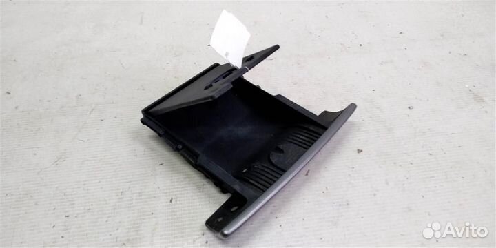 Пепельница передняя Peugeot 308