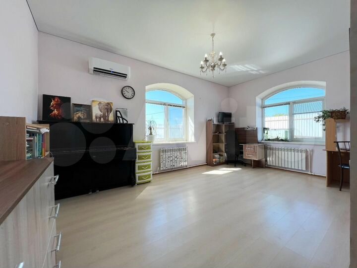 Дом 100 м² на участке 6 сот.