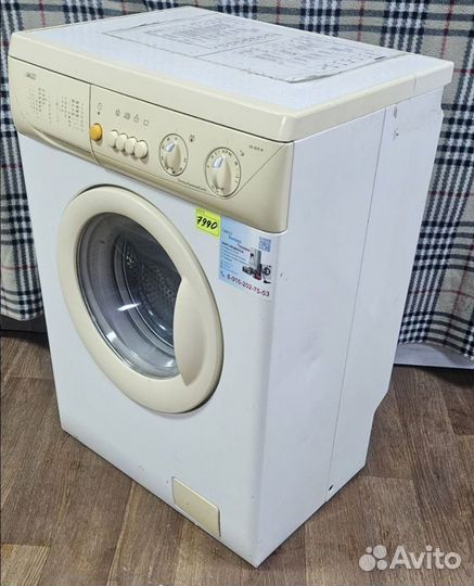 Продам стиральную машину Zanussi FV825N