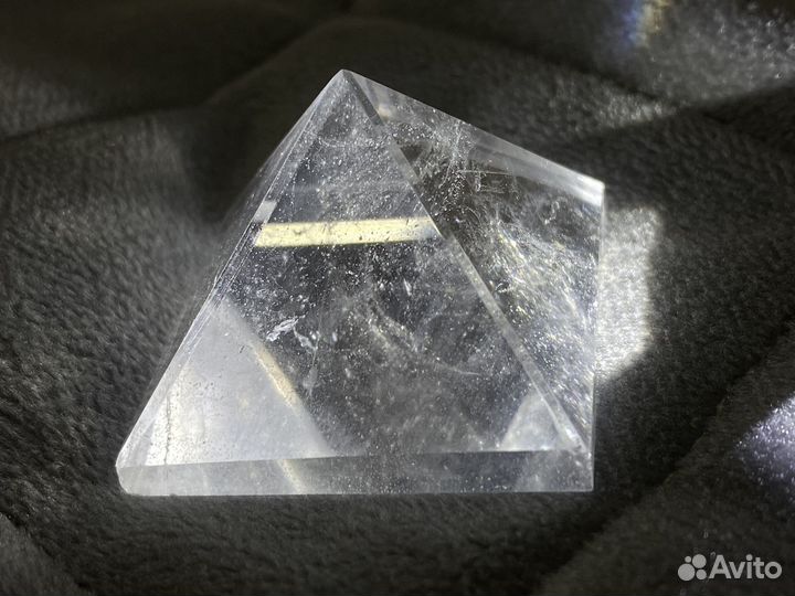 Горный хрусталь (пирамидка)