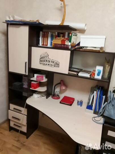 Продам компьютерный стол