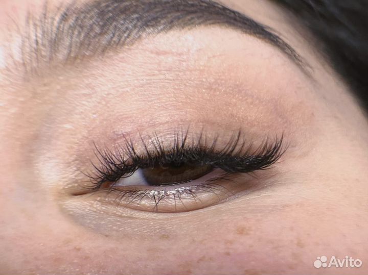 Наращивание ресниц модель