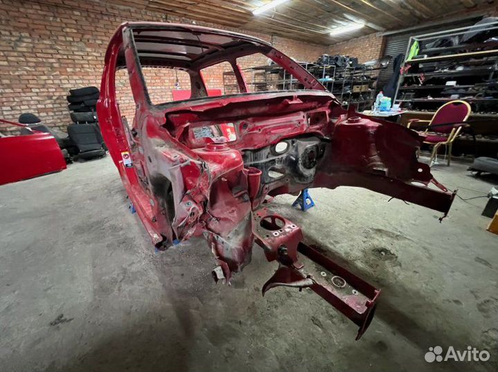 Лонжерон правый Skoda Fabia 2 1.4 CGG 2012