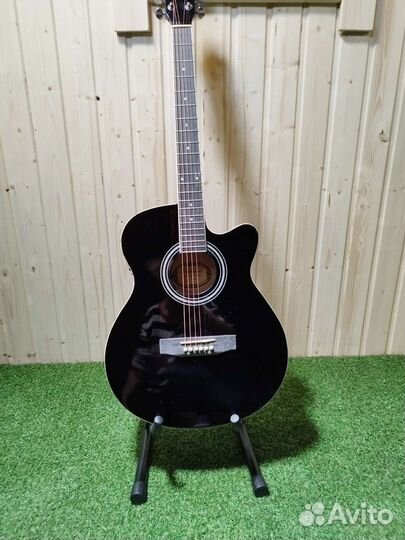 Электроакустическая гитара