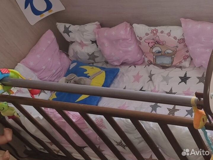 Комплект бортиков в кроватку