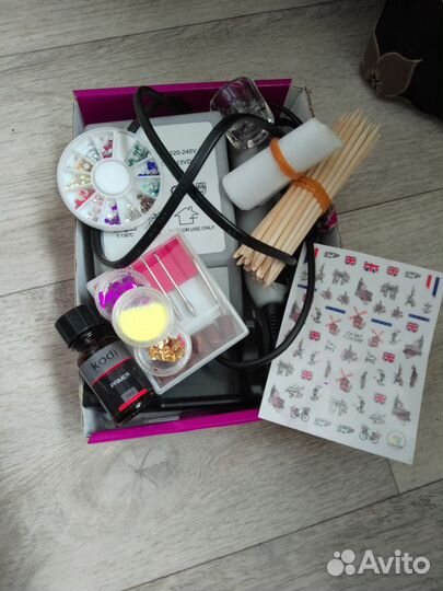 Для наращивания ногтей