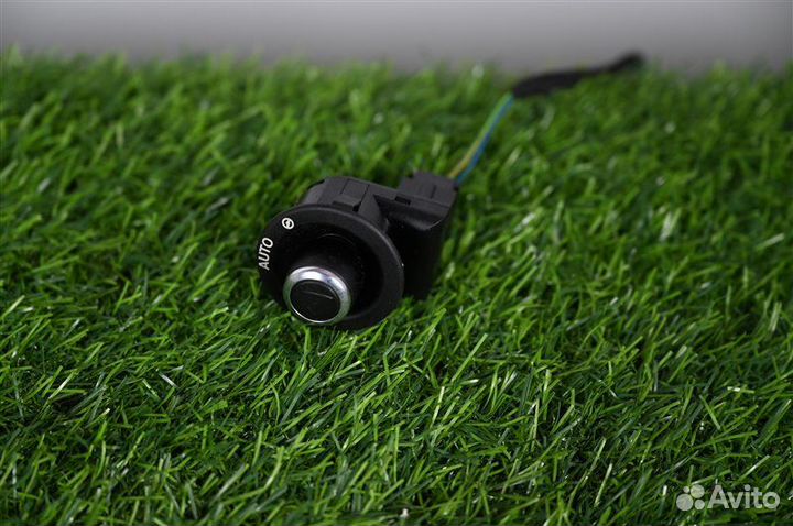 Кнопка регулировки рулевой колонки Land Rover