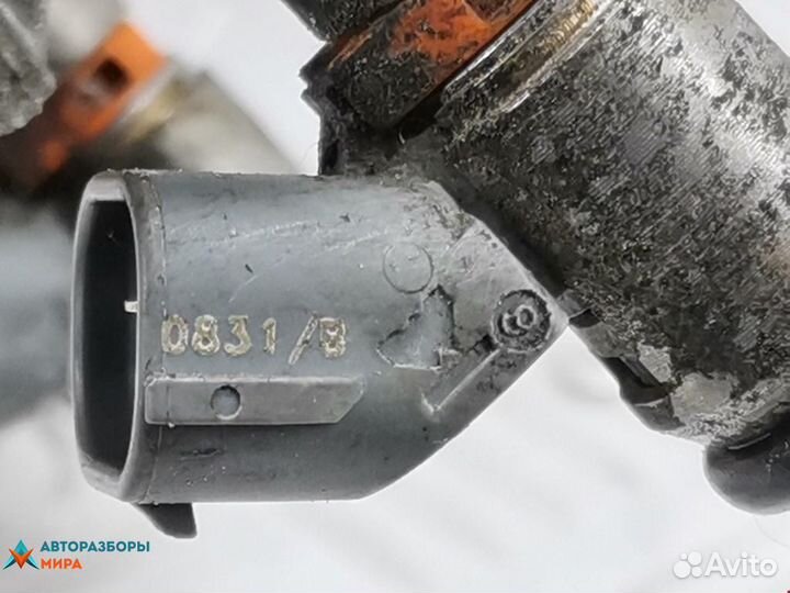 Форсунка Volkswagen Golf 4 2001 036906031C