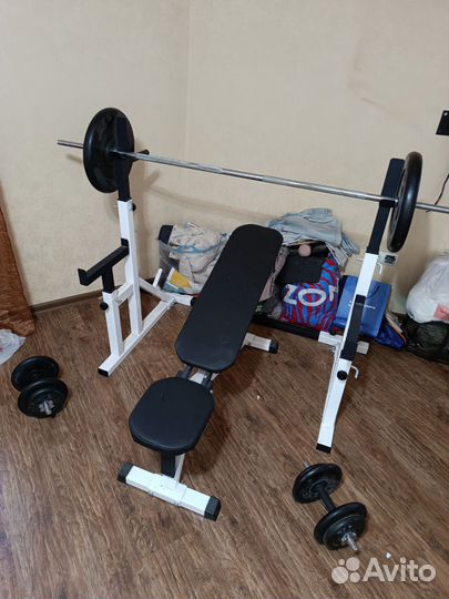 Скамья для жима и штанга