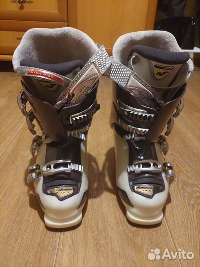 Горнолыжные ботинки nordica