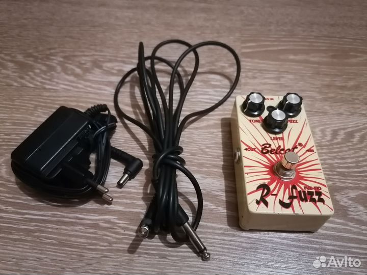 Фузз примочка для электрогитары