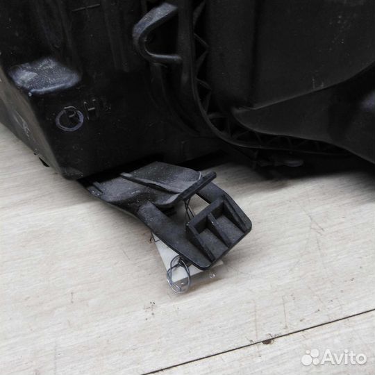 Фара передняя правая Ford Focus 2 до рест