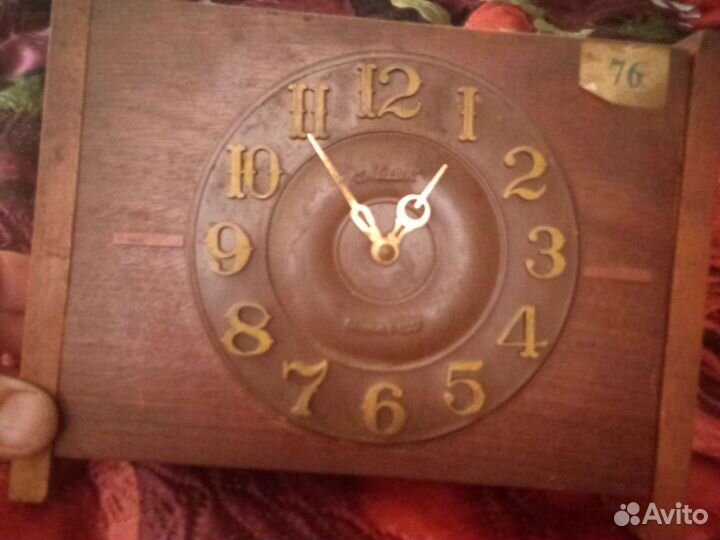 Настольные часы