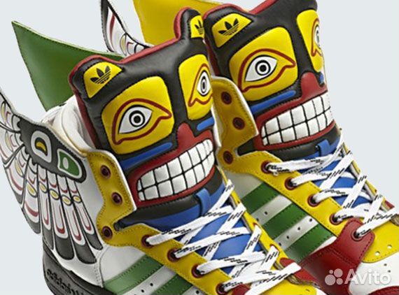 Эксклюзивные кроссовки adidas Jeremy Scott lux