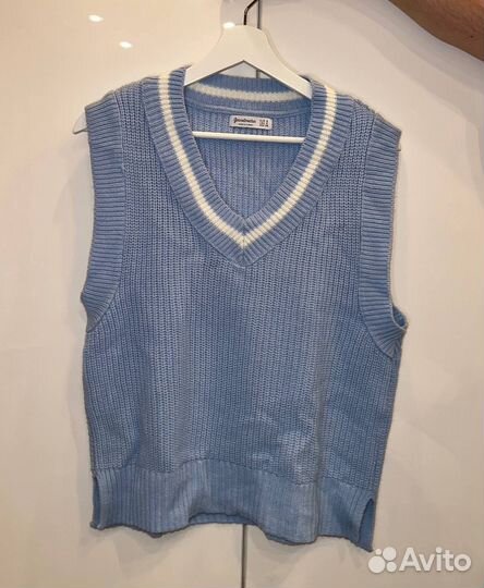 Безрукавка вязаная женская