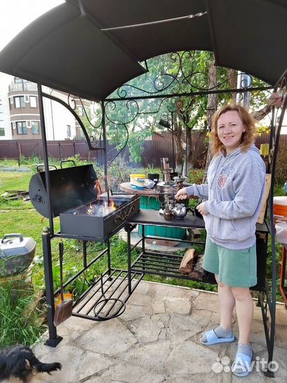 Мангал с крышей