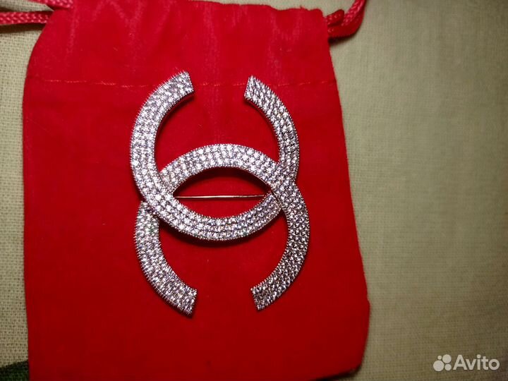 Брошь chanel