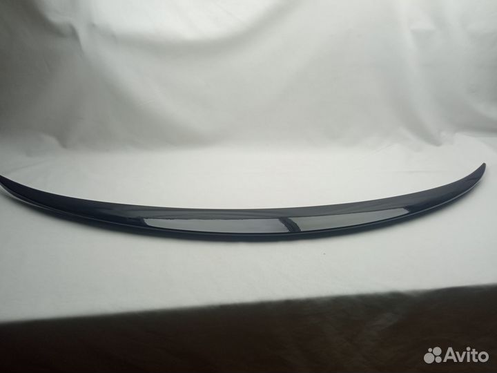 Спойлер (черный глянец) Mercedes-Benz W205 (13-18)