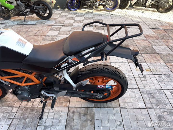 KTM 390 duke